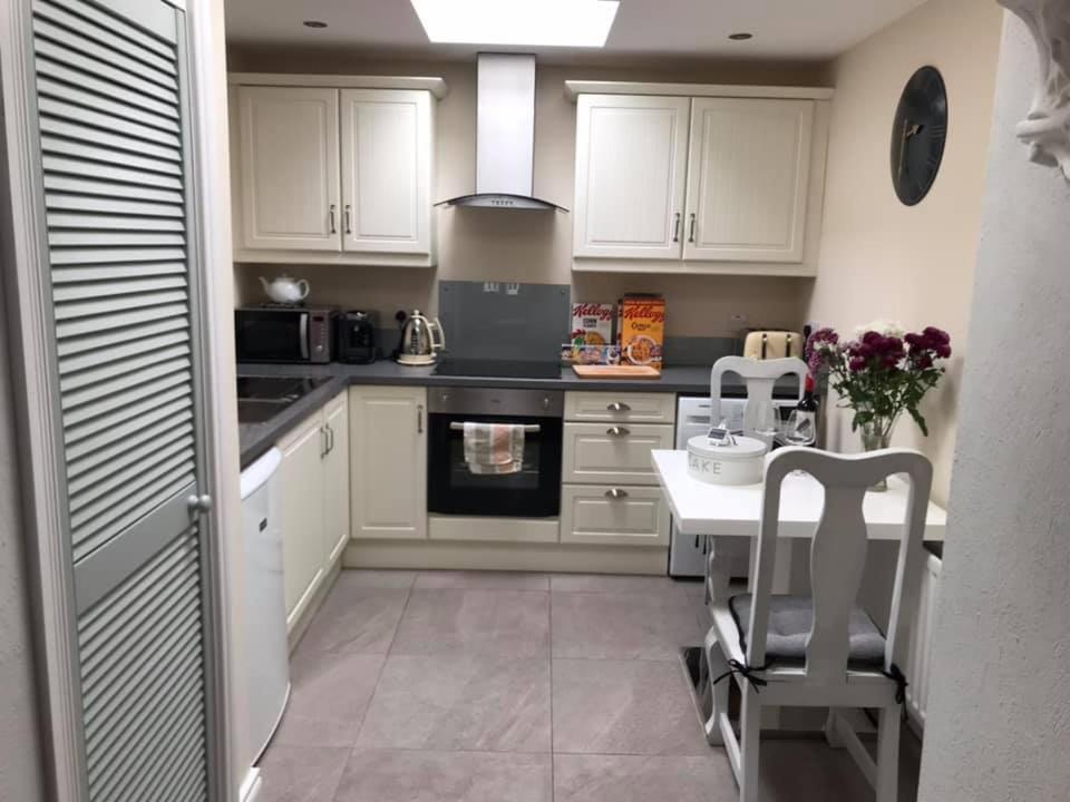 Arthur Street Guest Cottage No16 希尔斯伯勒 外观 照片